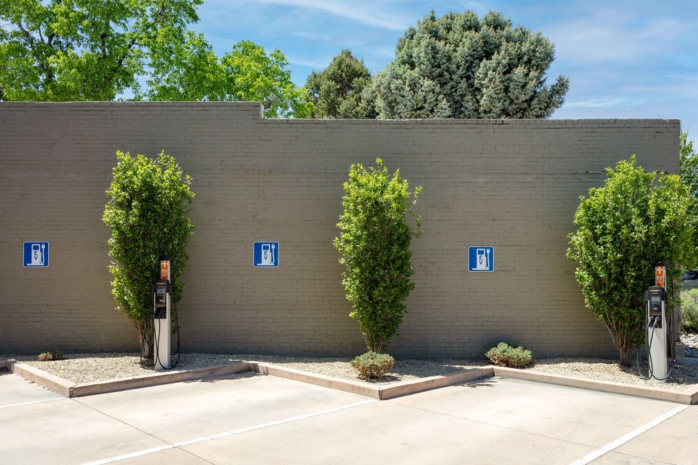 SpringHill Suites by Marriott Grand Junction Downtown Historic Main St. - photo 18