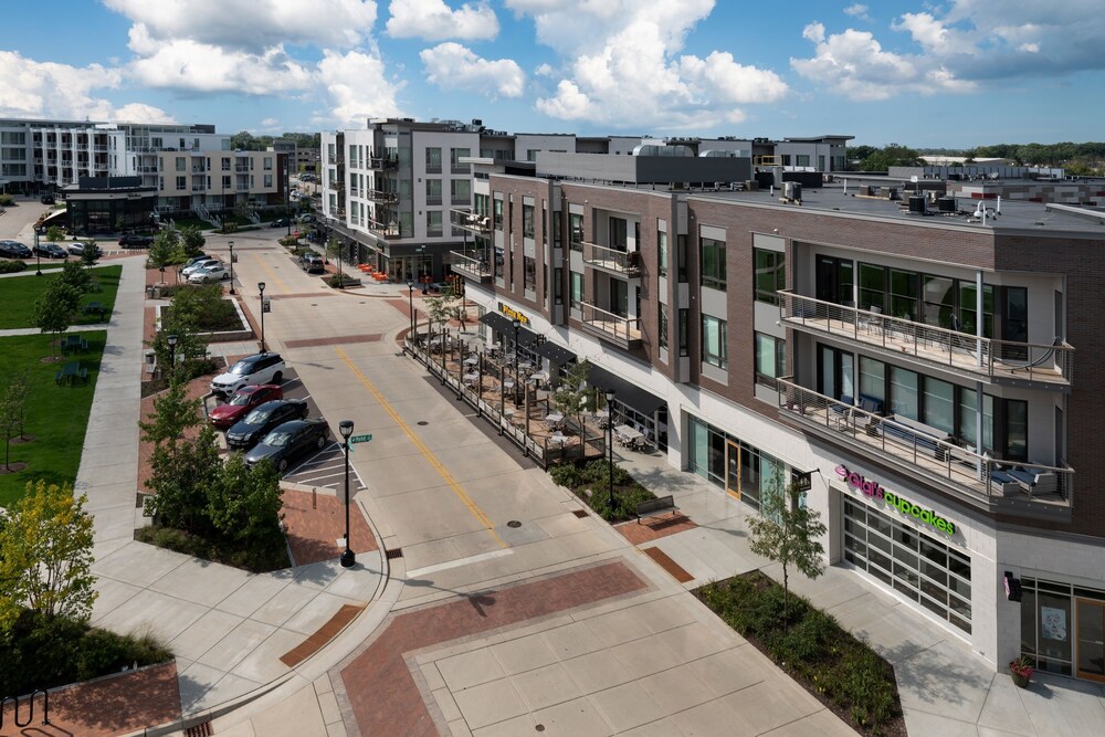 TownePlace Suites by Marriott Milwaukee Oak Creek - photo 54