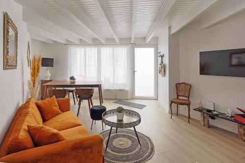 La Galerie Pornic Maison Cedre — 4-Star Luxury Hotel in Pornic, France