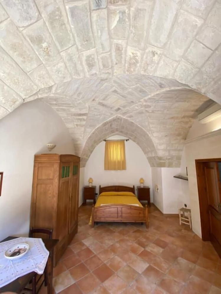 Masseria Montanari — Carpignano Salentino — photo 4