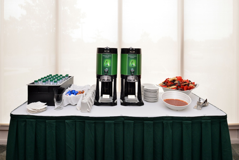 Holiday Inn Madison at The American Center by IHG - photo 51