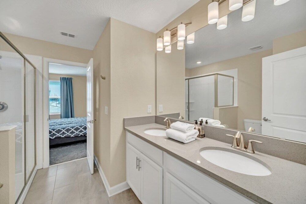 Ultimate 9 Champions Gate Resort Property With Spa 9 Bedroom Villa by RedAwning Kissimmee - photo 40