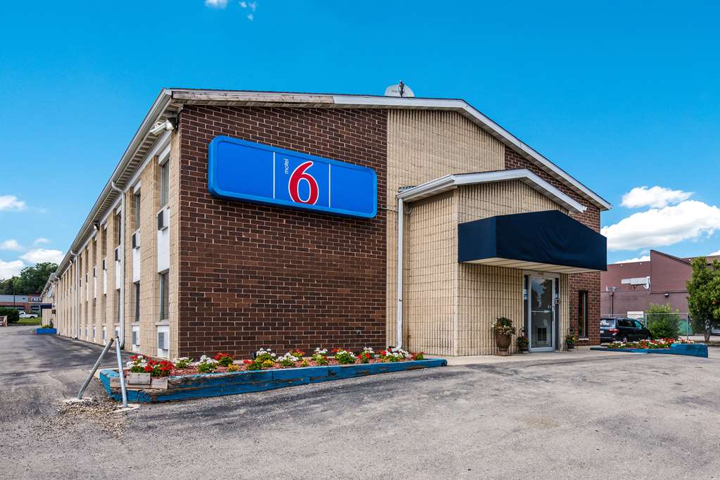 Motel 6 Madison WI East - featured photo