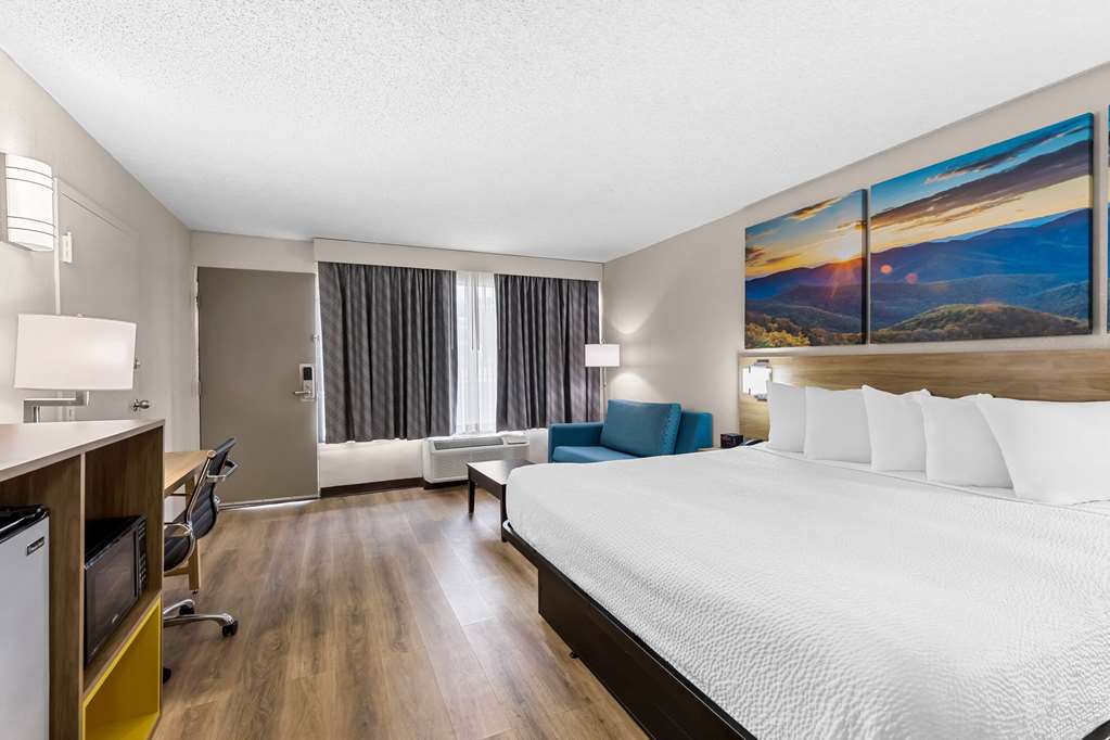 Days Inn by Wyndham Clayton - photo 33