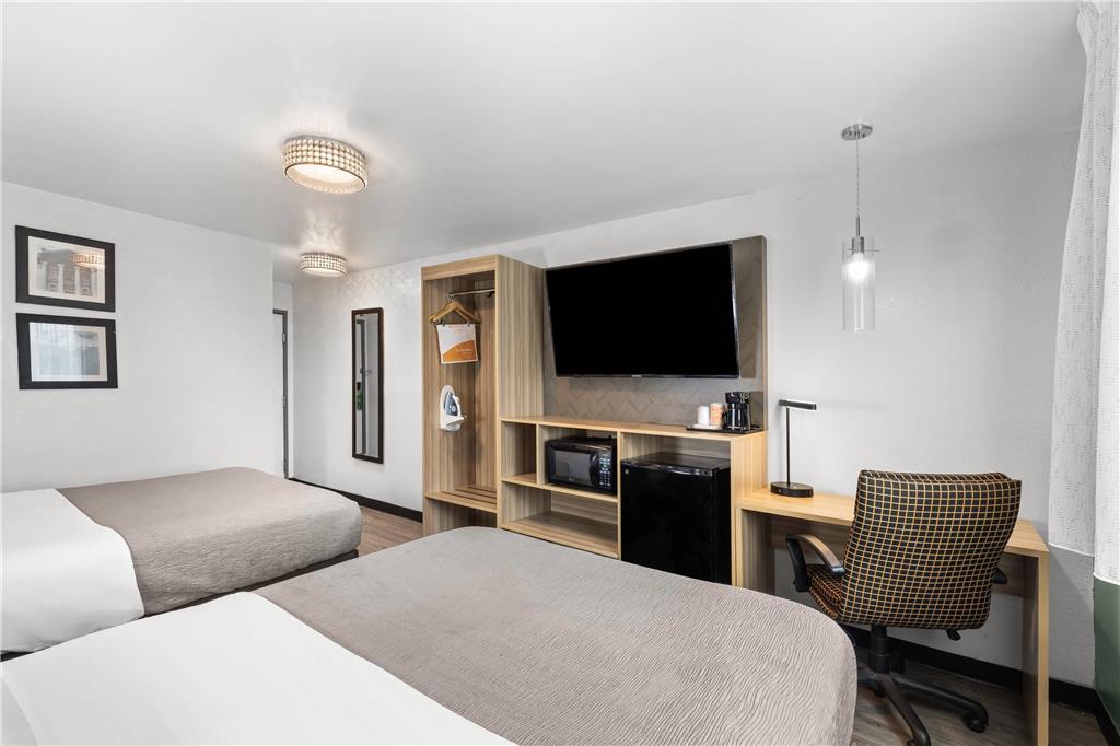 Quality Inn Atlanta Airport Central - photo 17