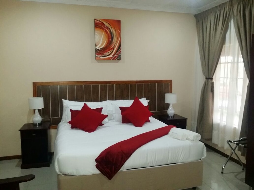 Vido Lodge and Conference Centre Plot 78