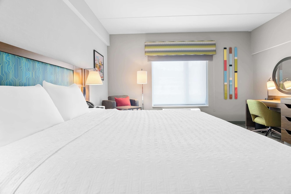 Hampton Inn & Suites by Hilton Chicago Medical District UIC - photo 18