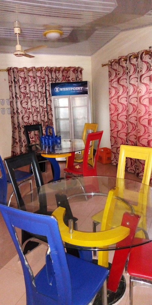 Jusmoc Hotel — Unknown City — photo 3