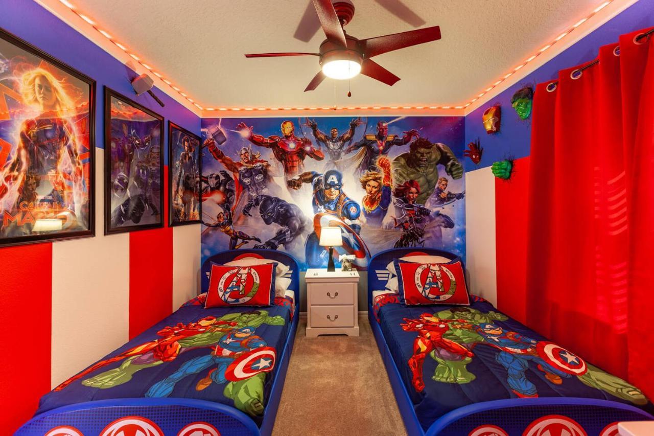 Themed House with Private Poolgame Room in Resort — hotel in Loughman
