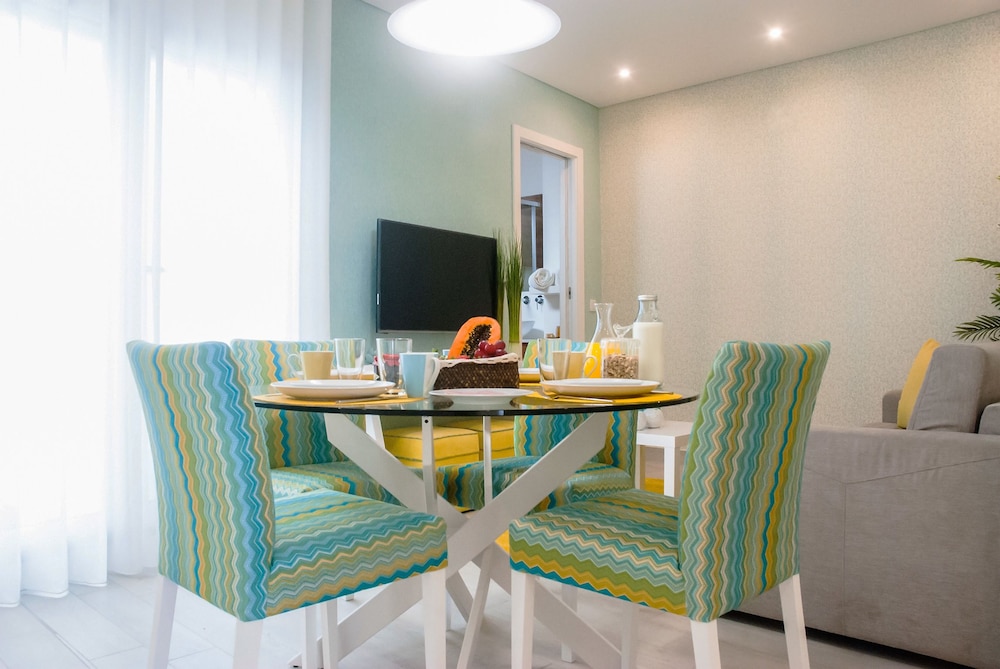 Alojamento Batata — 4-Star Luxury Hotel in Nazare, Portugal