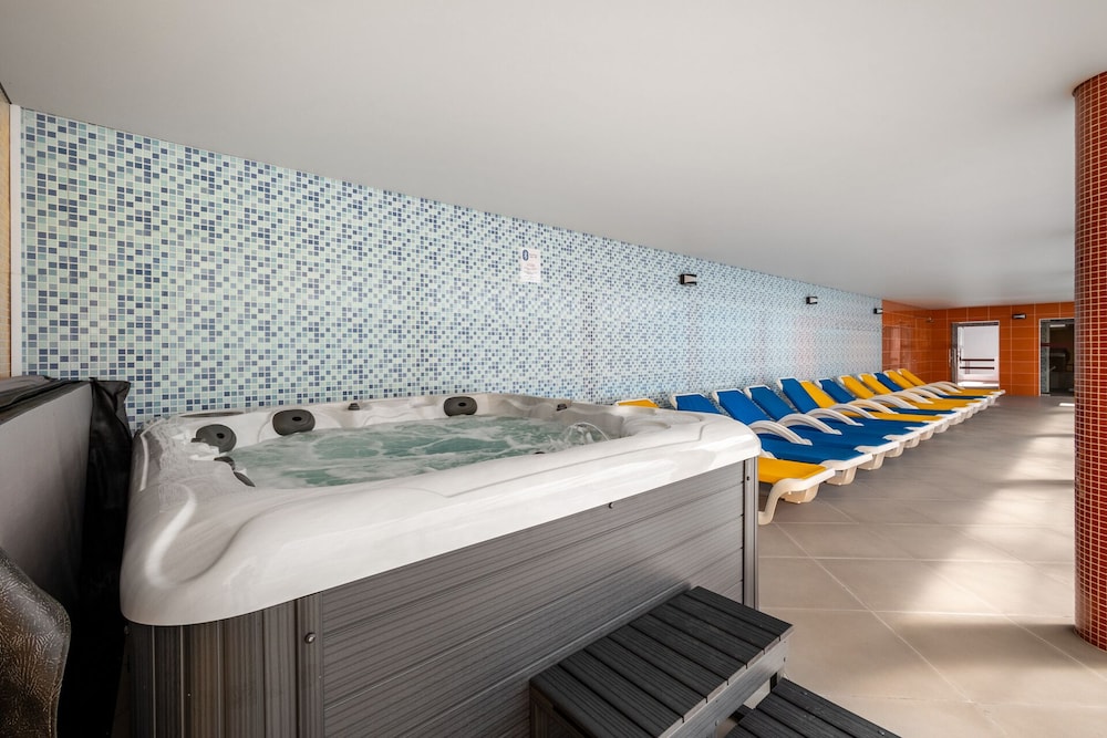 Hotel Colmeia — Monte Real — photo 3