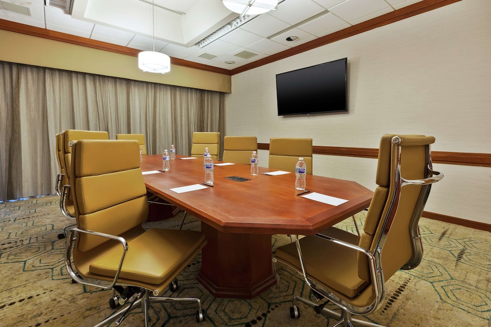 Hotel Auburn Hills - photo 28