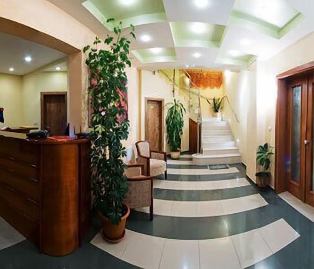 Hotel Regina — Bijela — photo 3