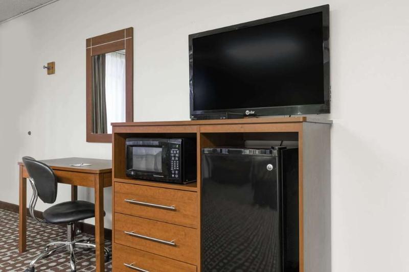 America’s Best Value Inn in Midland, United States