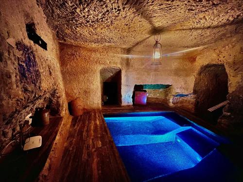 Dreamy space with caved pool in Unknown City, Malta