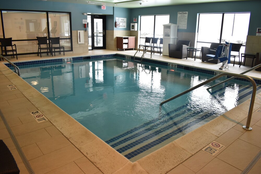 Holiday Inn Express & Suites Boston South Randolph by IHG - photo 28