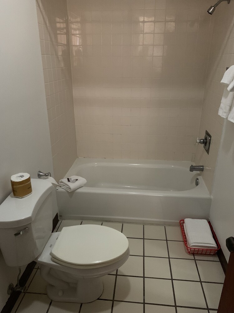The Karsten Hotel - photo 15