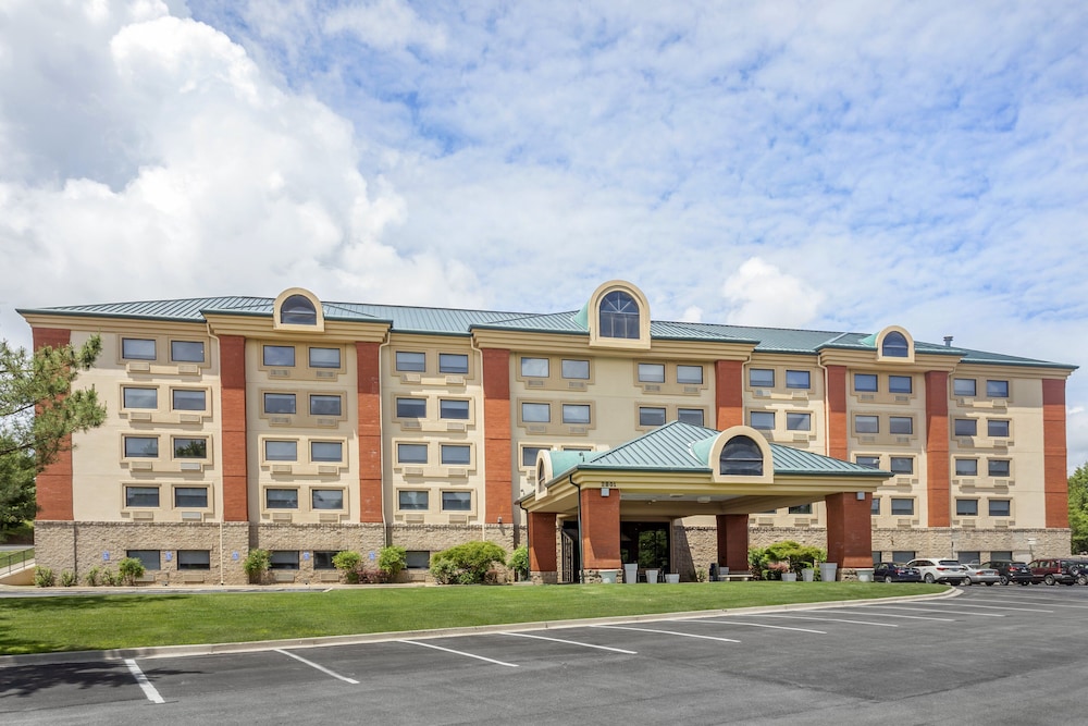 Holiday Inn Express Branson Green Mountain Drive by IHG - photo 48