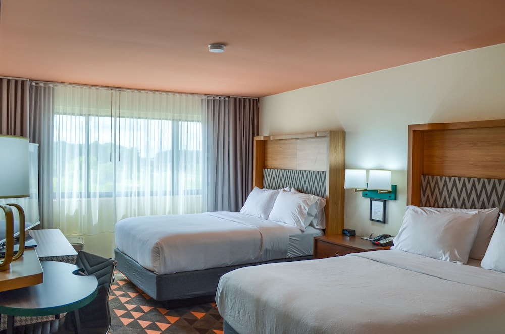 Holiday Inn Mobile West I 10 an IHG Hotel - photo 2