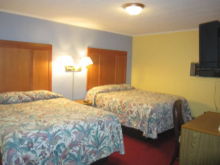Economy Inn — hotel in Tonawanda