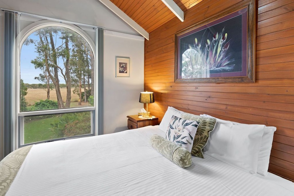 Clarendon Chalets in Mount Gambier, Australia