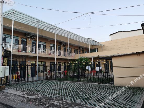 Tianma Xixin Inn in Xinyuan, People's Republic of China