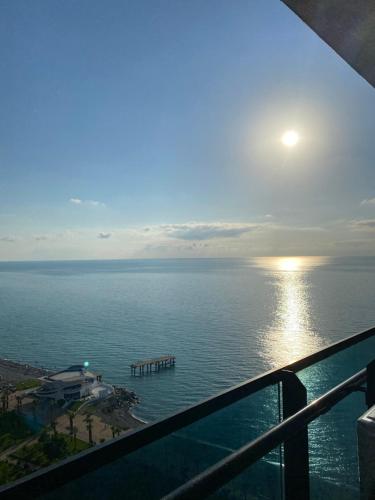 Студия В Beach Tower - carbon neutral hotel in Batumi