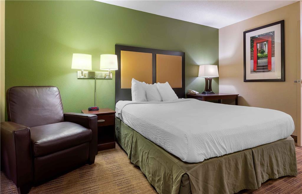 Extended Stay America Suites Indianapolis Castleton - photo 14