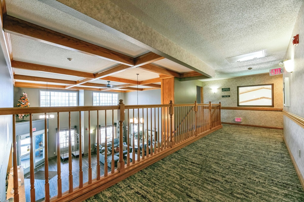 Country Inn Walker - photo 25