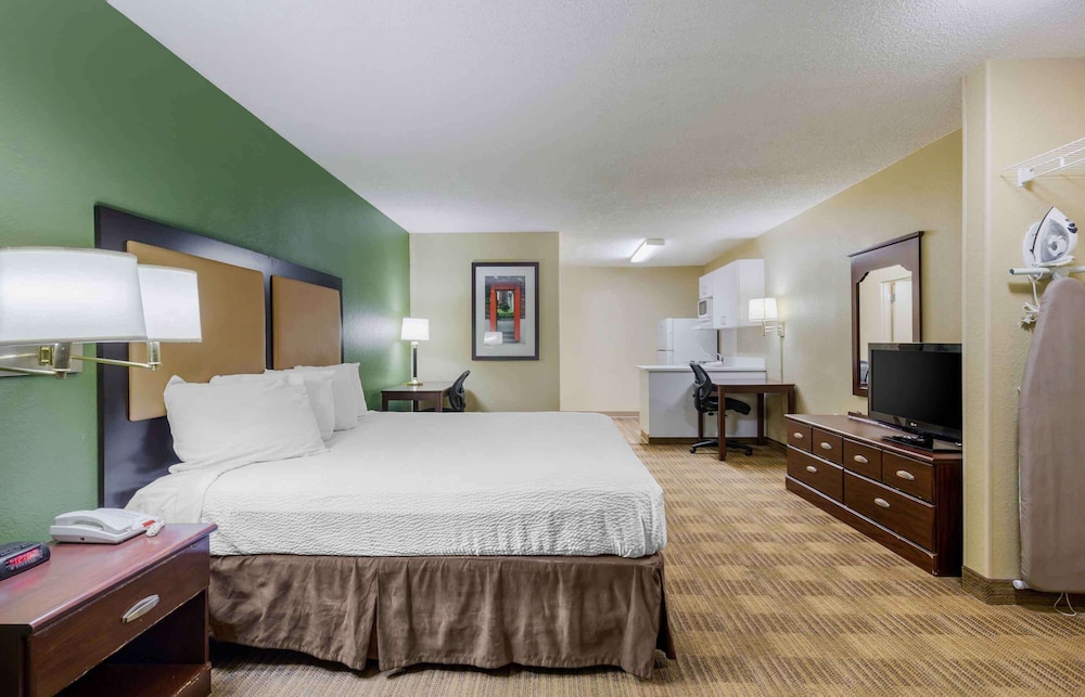 Extended Stay America Select Suites Fayetteville Owen Dr - photo 8