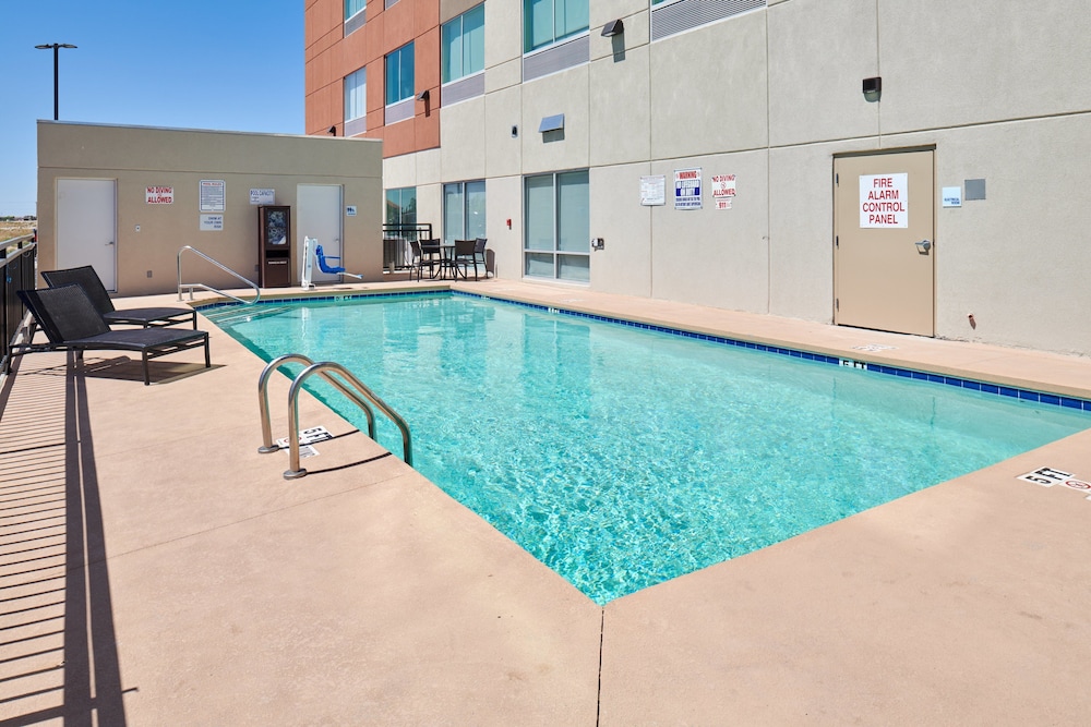 Holiday Inn Express & Suites El Paso East Loop 375 by IHG - photo 15