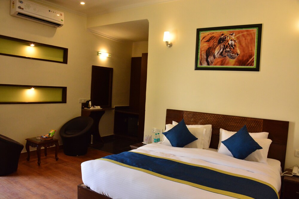 Clarissa Resort — 4-Star Luxury Hotel in Ramnagar, India