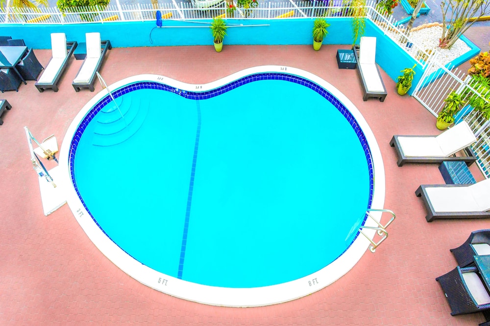 Ocean Reef Hotel - photo 39