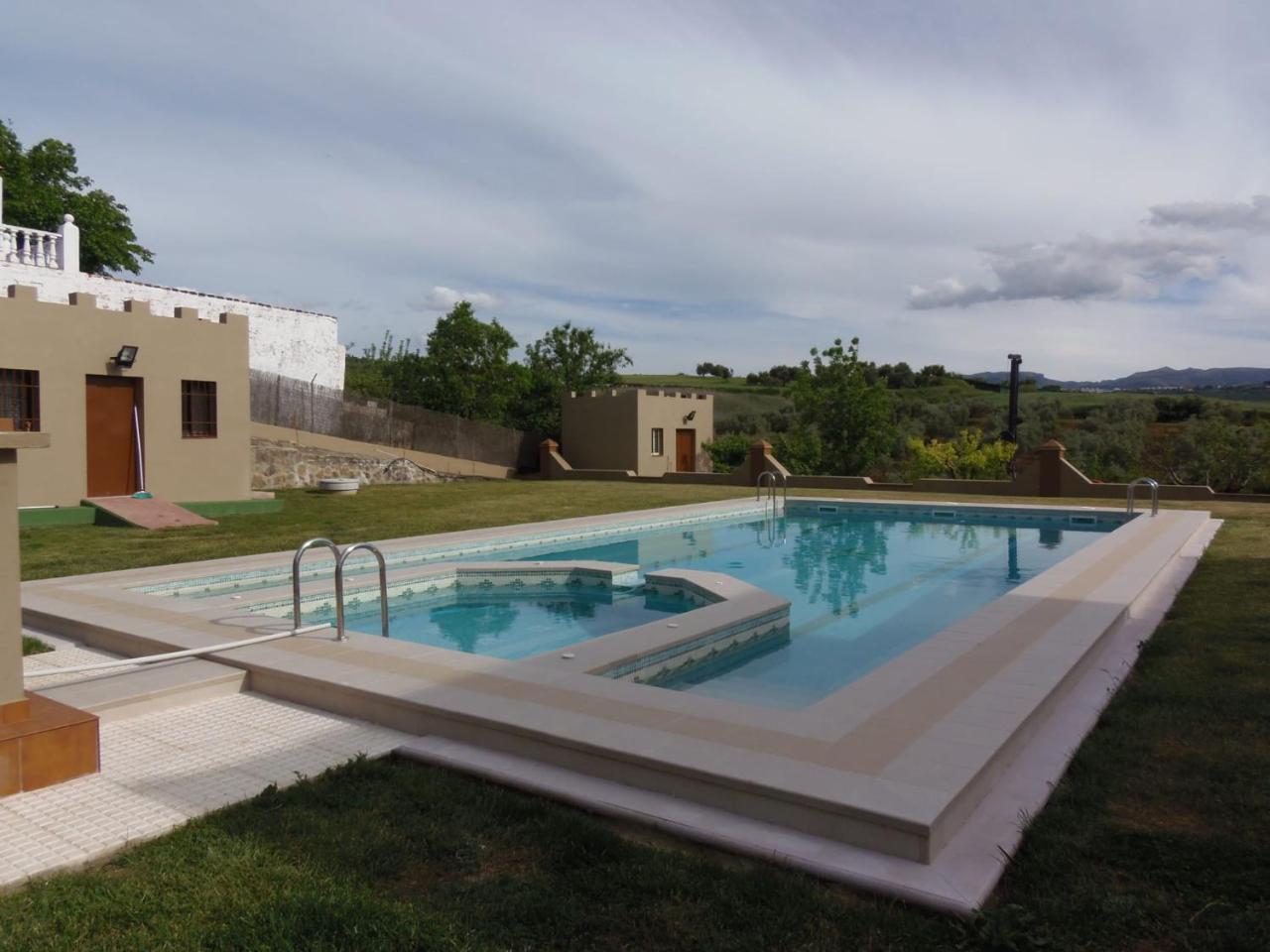 Casa Jose Romero — 4-Star Luxury Hotel in Arriate, Spain