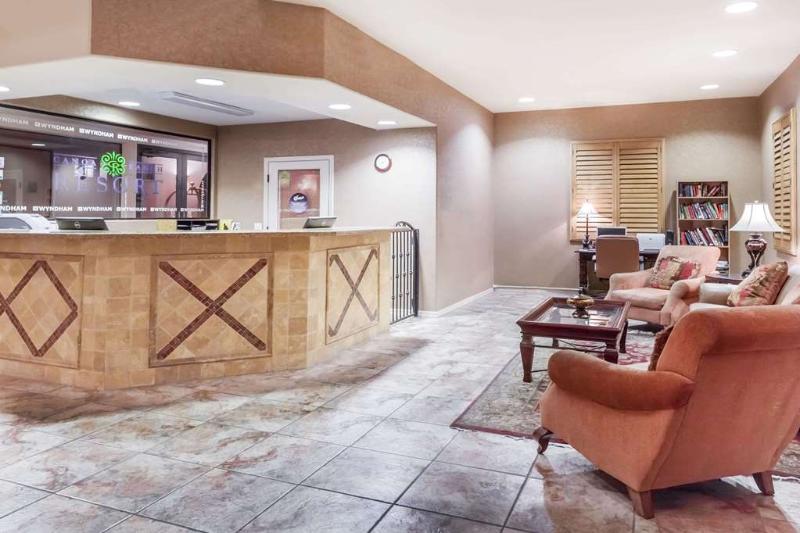 Wyndham Green Valley Canoa Ranch Resort - photo 17