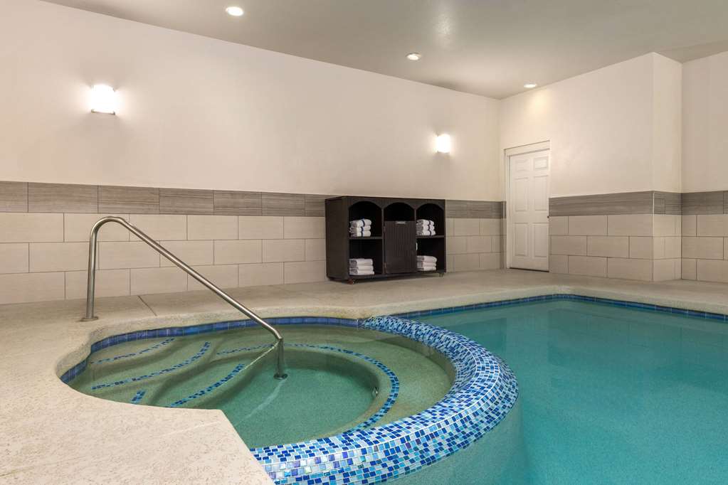 La Quinta Inn & Suites by Wyndham Williams Grand Canyon Area - photo 8