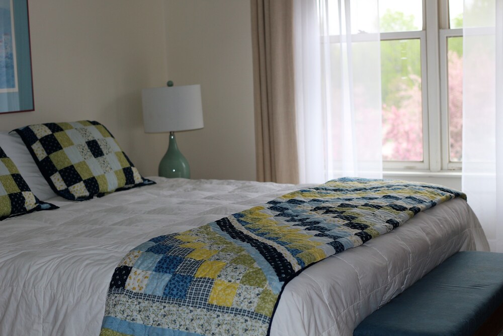 Golden Eagle Lodge Resort - photo 10