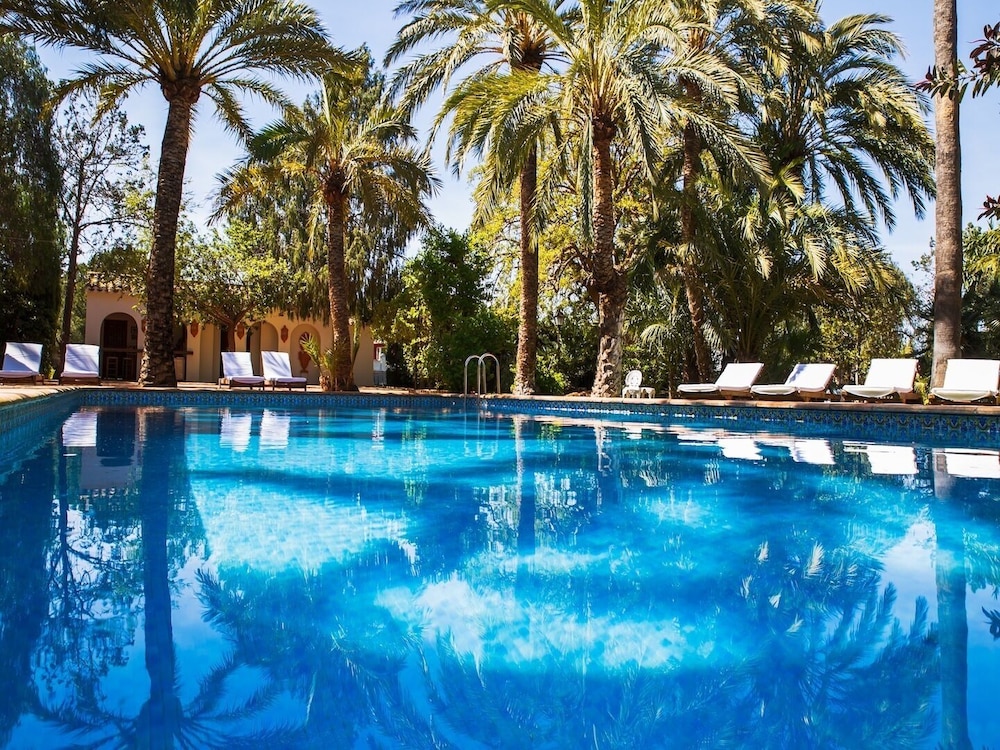 Villa el Porto — 4-Star Luxury Hotel in Denia, Spain