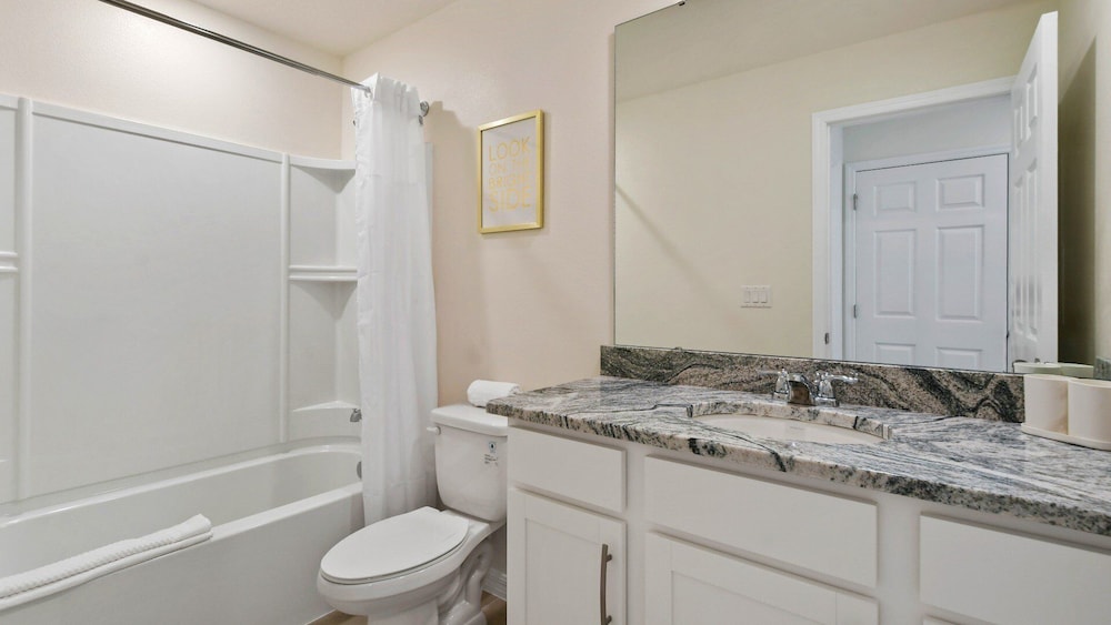 Disney Getaway: Pool Spa & Lake Views - photo 27