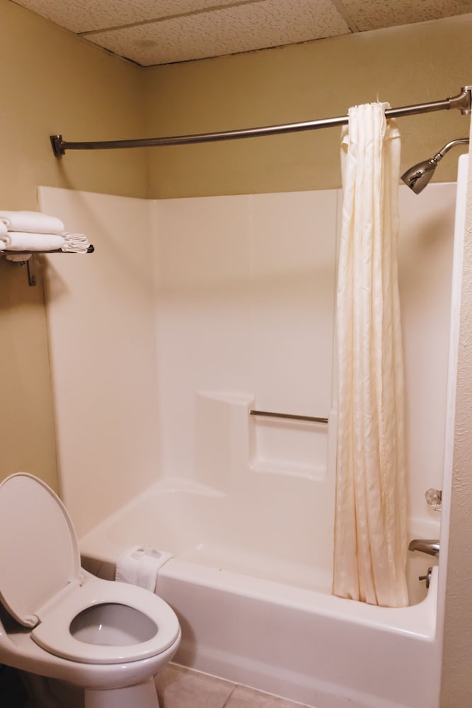 Boulder Twin Lakes Inn - photo 15