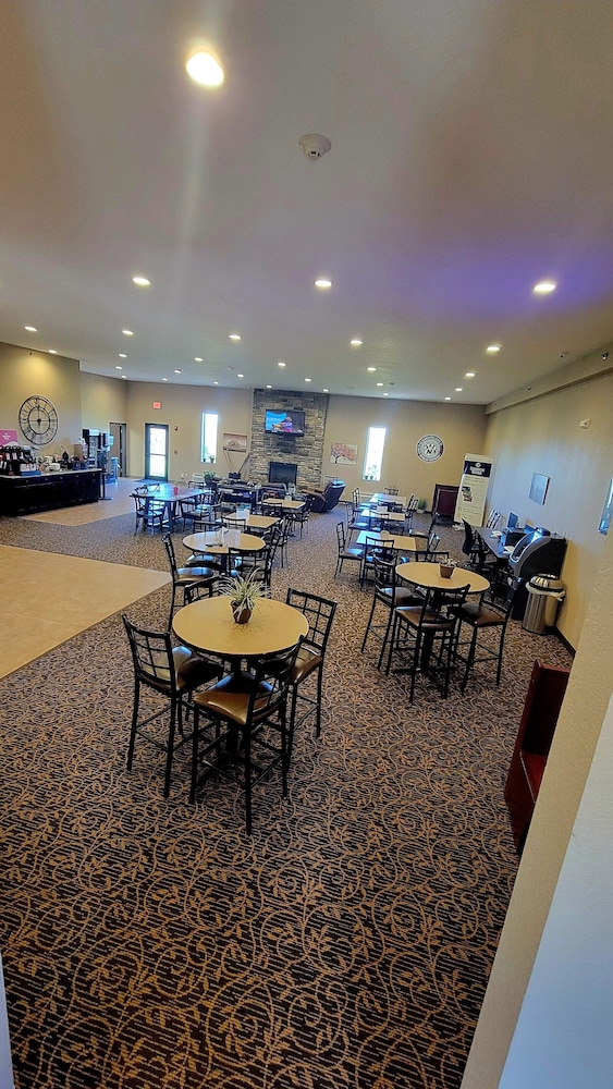 Cobblestone Inn & Suites Maryville - photo 73