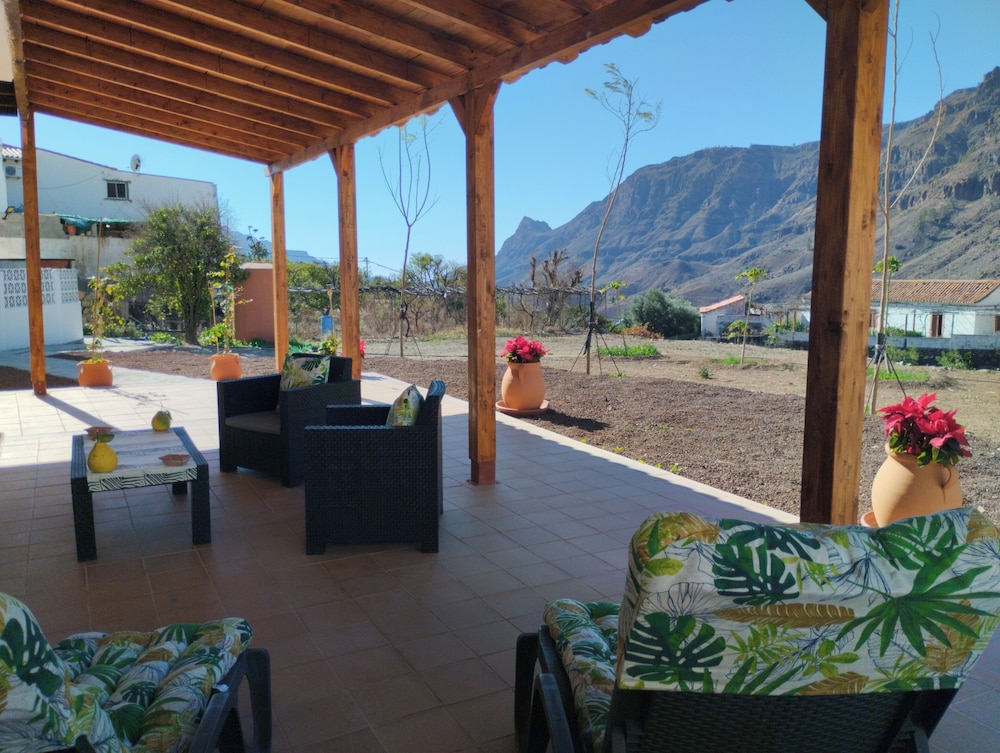 La Casita Fataga Sleeps 4 With Garden in San Bartolome De Tirajana, Spain