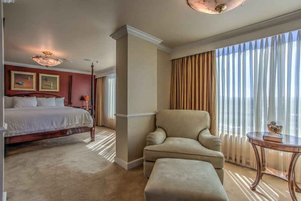 Embassy Suites by Hilton Convention Center Las Vegas - photo 5