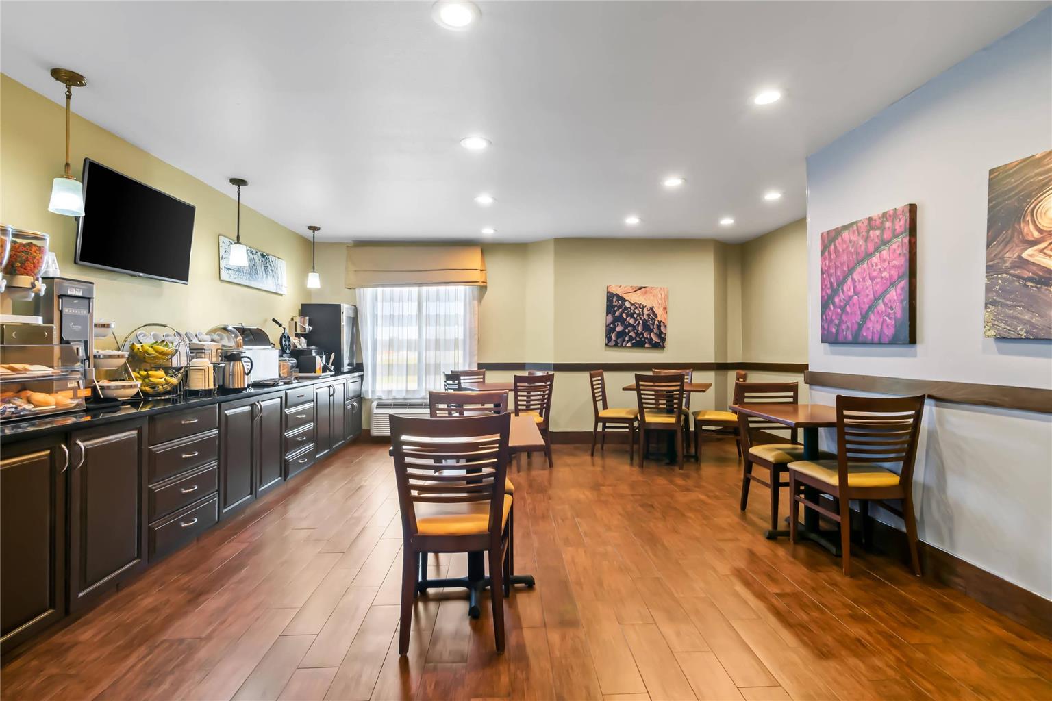 Sleep Inn Fayetteville North - photo 40