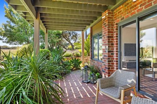 Coastal meets Country at this Ventnor Beach Escape in Cowes, Australia