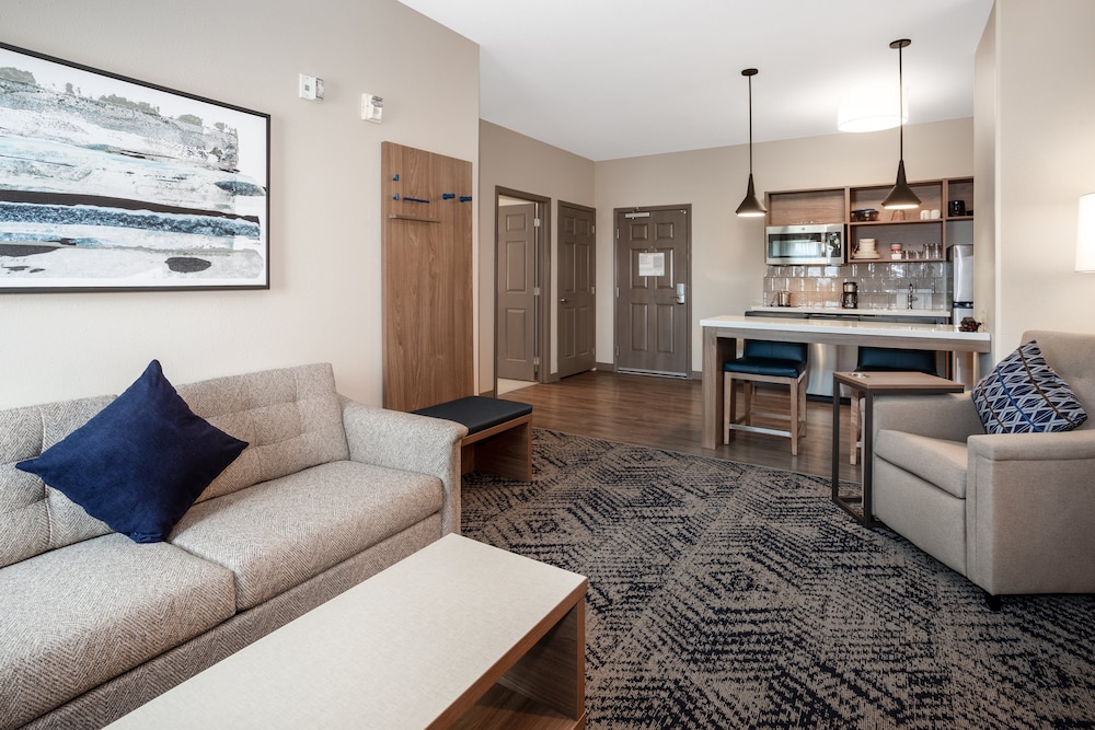 Candlewood Suites Grand Junction NW - photo 38