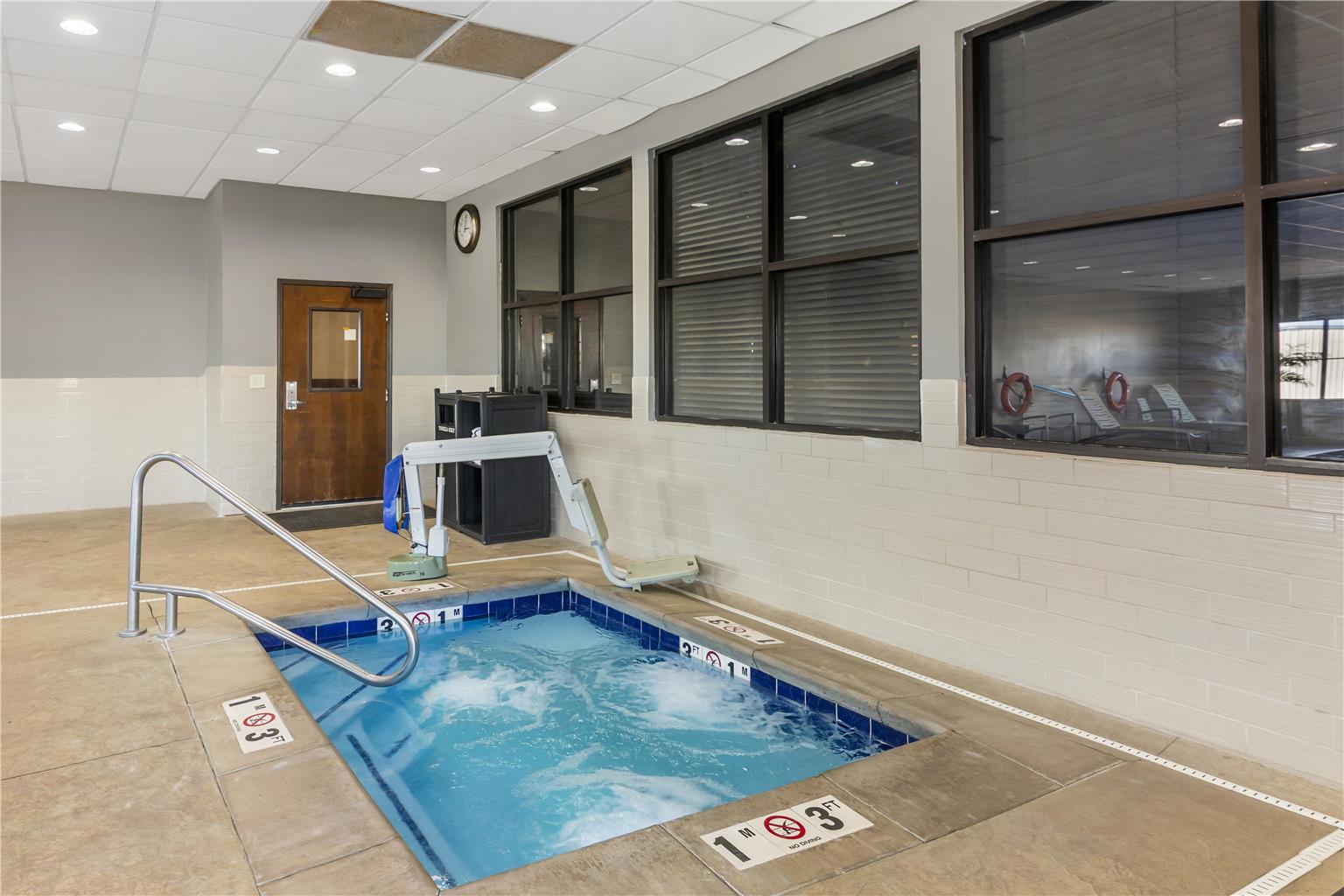 Best Western Plus Williston Hotel & Suites - photo 12