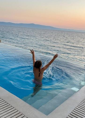 Adria Miris Apartments — 4-Star Luxury Hotel in Podgora, Croatia