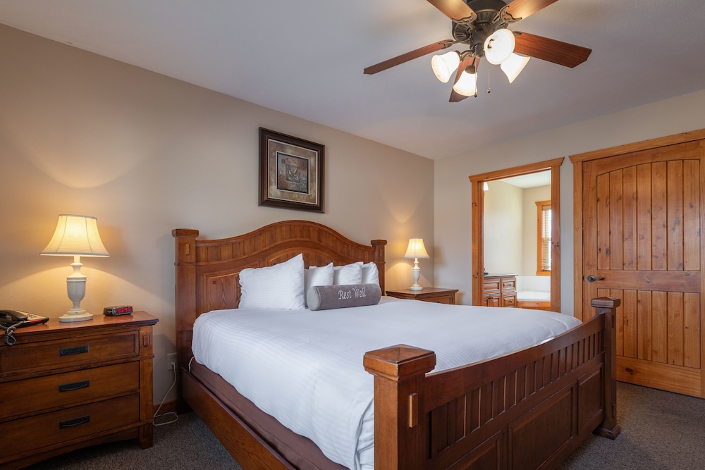 Lodges At Table Rock - photo 20