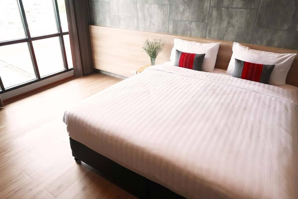 Sans Hotel in Ratchaburi, Thailand